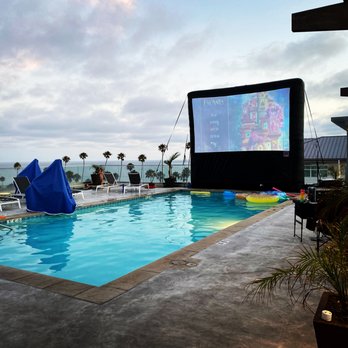 Outdoor Cinemas in Irvine California