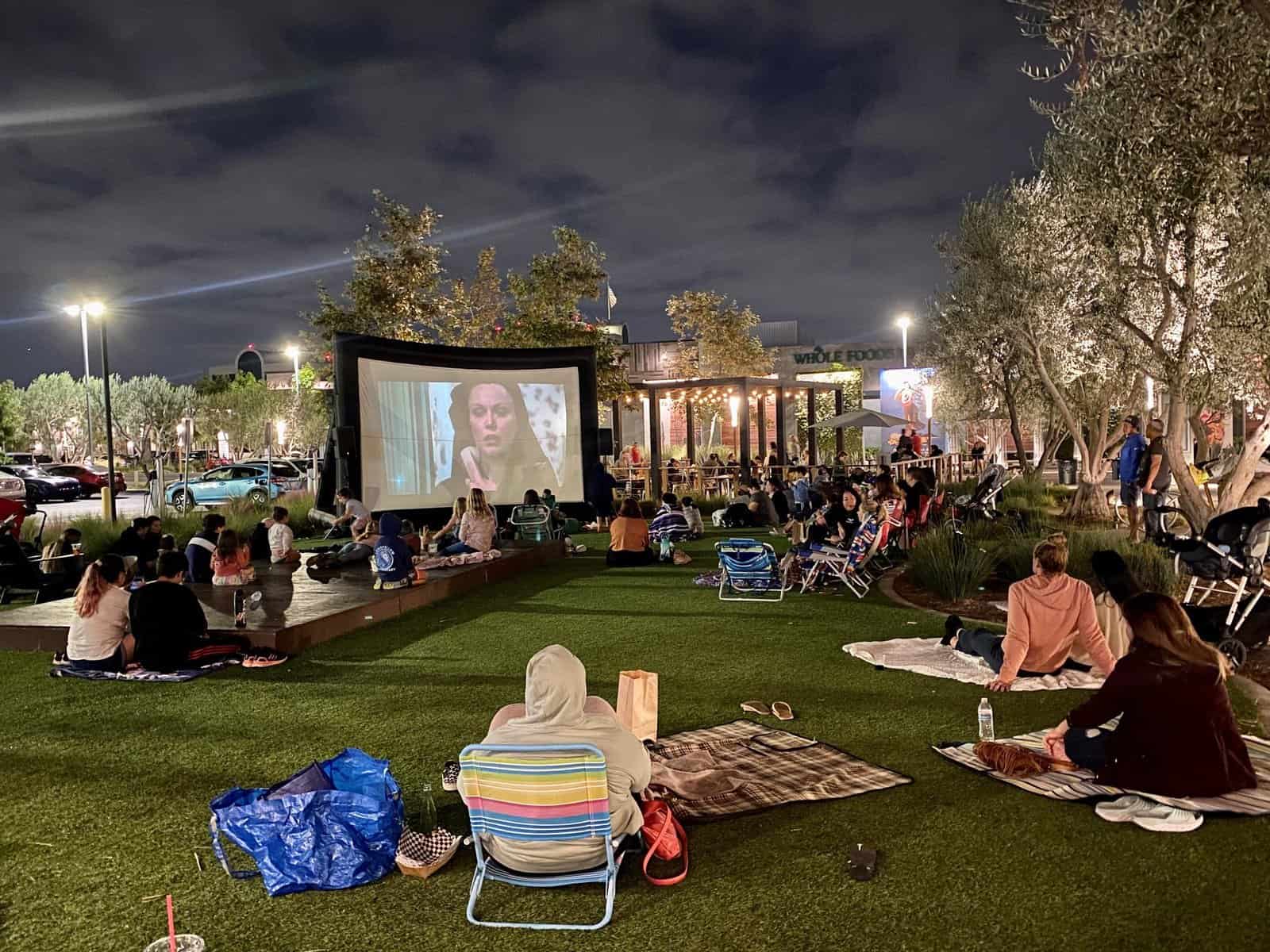 Outdoor Cinemas in Lynwood California