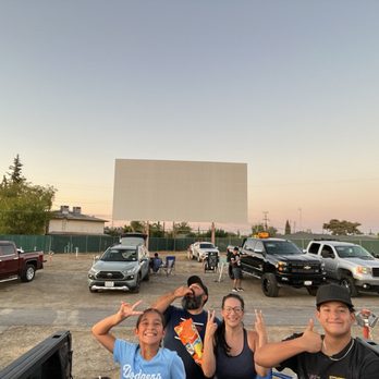 Outdoor Cinemas in Madera California