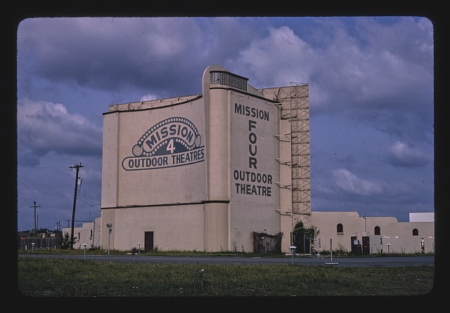 Outdoor Cinemas in San Antonio Texas