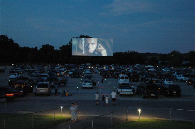 Outdoor Cinemas in Topeka Kansas