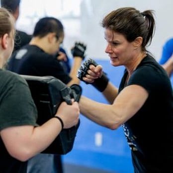 Self Defence Classes in Tustin California