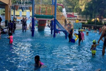 Swimming Pools and Aquatic Centres in Bukit Panjang