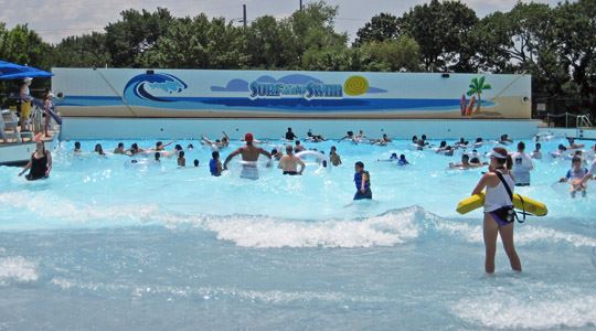 Swimming Pools and Aquatic Centres in Garland Texas