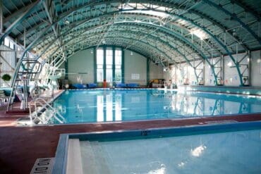 Swimming Pools and Aquatic Centres in Hayward California