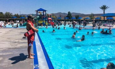 Swimming Pools and Aquatic Centres in Lake Elsinore California