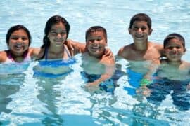 Swimming Pools and Aquatic Centres in Lakewood California