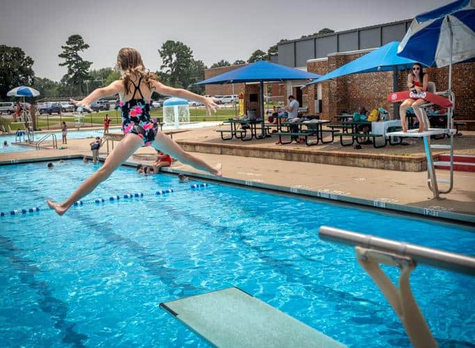 Swimming Pools and Aquatic Centres in Longview Texas