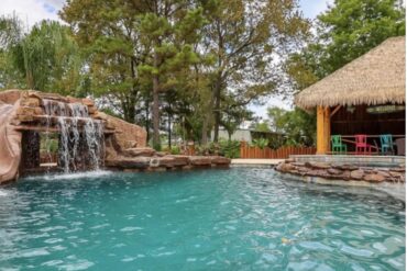 Swimming Pools and Aquatic Centres in Pearland Texas