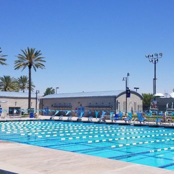 Swimming Pools and Aquatic Centres in Santa Clarita California