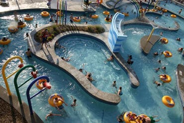 Swimming Pools and Aquatic Centres in Shawnee Kansas