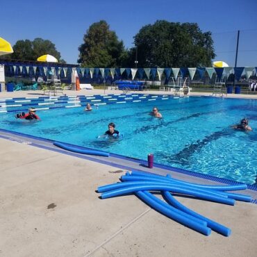 Swimming Pools and Aquatic Centres in Tracy California