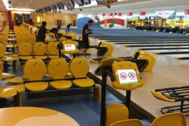 Ten Pin Bowling in Clementi