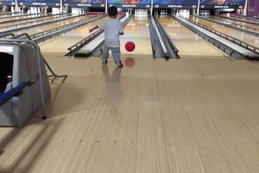 Ten Pin Bowling in East Los Angeles California