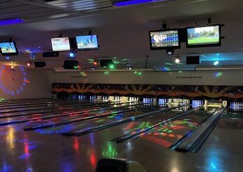 Ten Pin Bowling in Folsom California