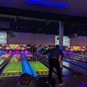 Ten Pin Bowling in Kirkland Washington