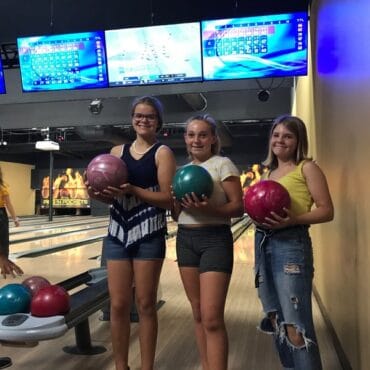 Ten Pin Bowling in Lake Elsinore California