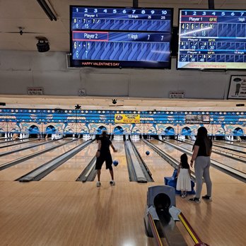 Ten Pin Bowling in Modesto California