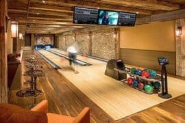 Ten Pin Bowling in Mountain View California