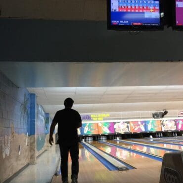 Ten Pin Bowling in Oceanside California