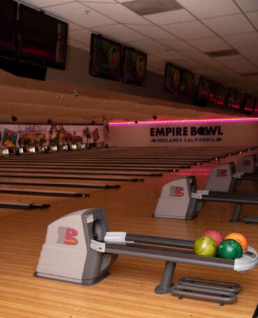 Ten Pin Bowling in Redlands California