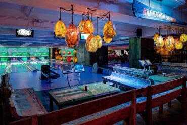 Ten Pin Bowling in Sai Kung New Territories