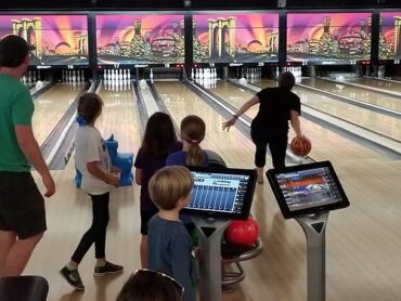 Ten Pin Bowling in San Mateo California