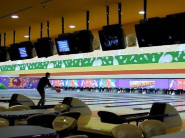 Ten Pin Bowling in Tsuen Wan New Territories