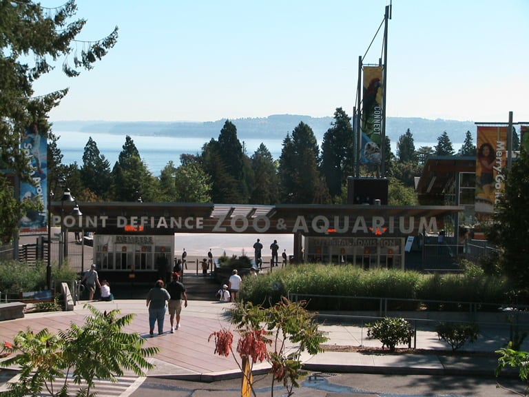 Zoos, Animal Farms and Aquariums in Auburn Washington