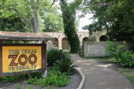 Zoos, Animal Farms and Aquariums in Victoria Texas