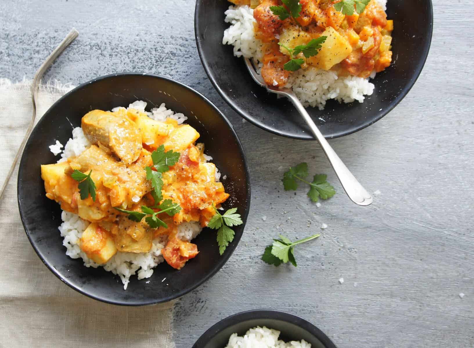 curried sausages with coconut cream