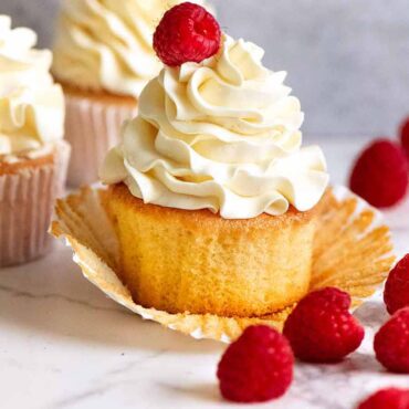 easy vanilla cupcake recipe