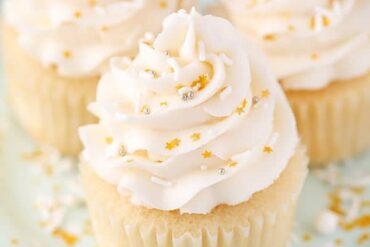 easy vanilla cupcakes