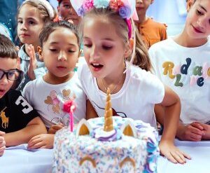 1 year old birthday party venues in Davie Florida