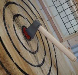 Axe Throwing in Aurora Colorado