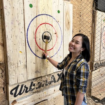 Axe Throwing in Baltimore Maryland