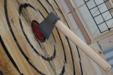 Axe Throwing in Broomfield Colorado