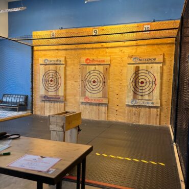 Axe Throwing in Deltona Florida