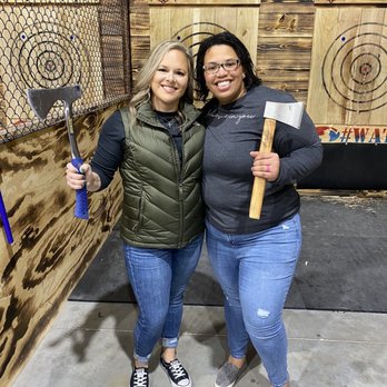 Axe Throwing in Edmond Oklahoma