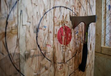 Axe Throwing in Springfield Illinois