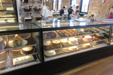 Bakeries near me in Peoria Illinois