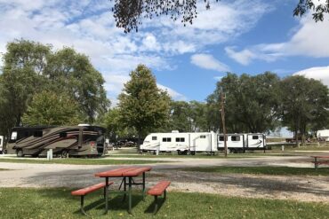 Camping Spots in Lincoln Nebraska