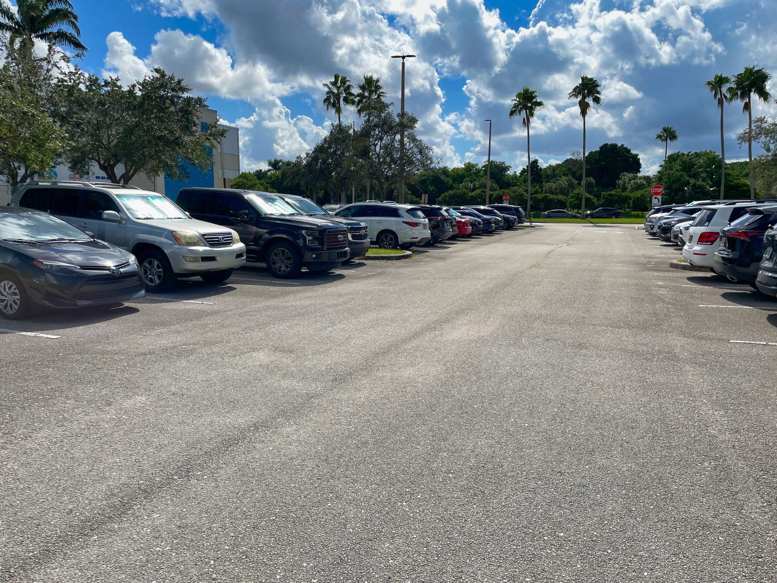 Cheap Parking in Weston Florida