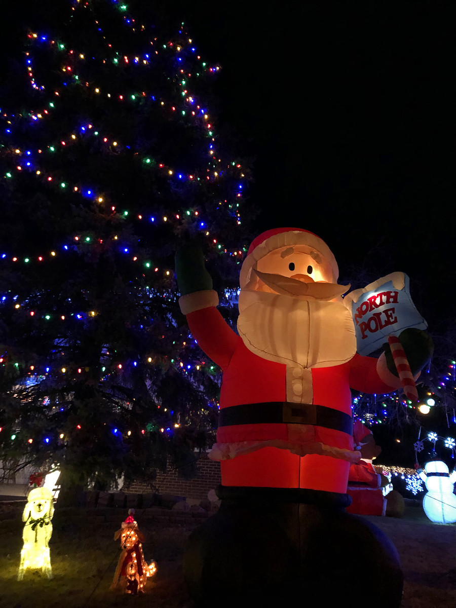 Experience the Sparkle Christmas Lights in Centennial Colorado