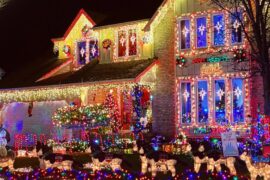 Christmas Lights in Cheektowaga New York