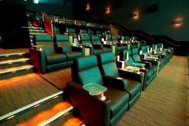 Cinemas in Gaithersburg Maryland