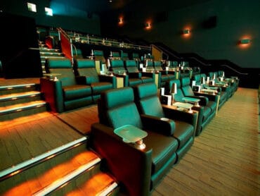 Cinemas in Gaithersburg Maryland