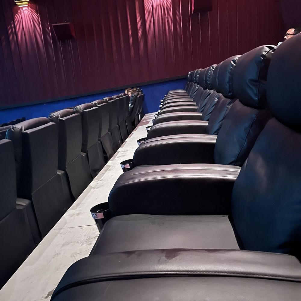 Cinemas in Lauderhill Florida