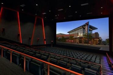 Cinemas in Newport News Virginia