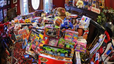 Donate Toys in Bakersfield California